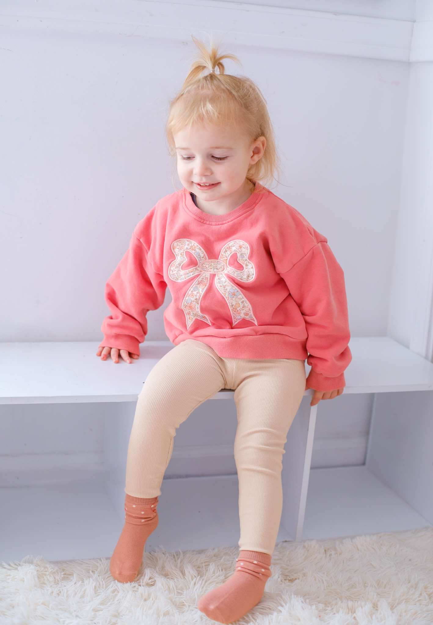 Applikation Blumen Schleife Rundhals-Sweatshirt
