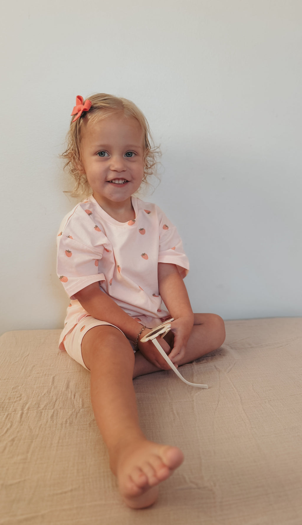 Shorts-Set aus Bio-Baumwolle mit Erdbeerdruck