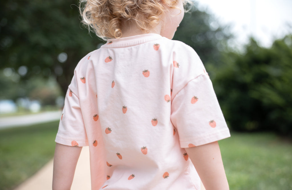 Shorts-Set aus Bio-Baumwolle mit Erdbeerdruck