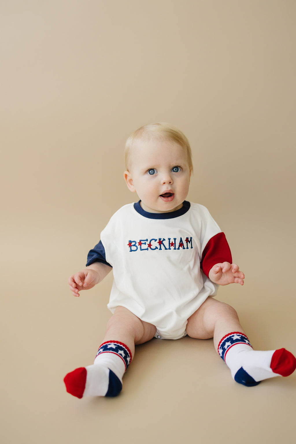 Stars and Stripes Socken zum 4. Juli – Größen für Babys, Kleinkinder, Kinder und Erwachsene