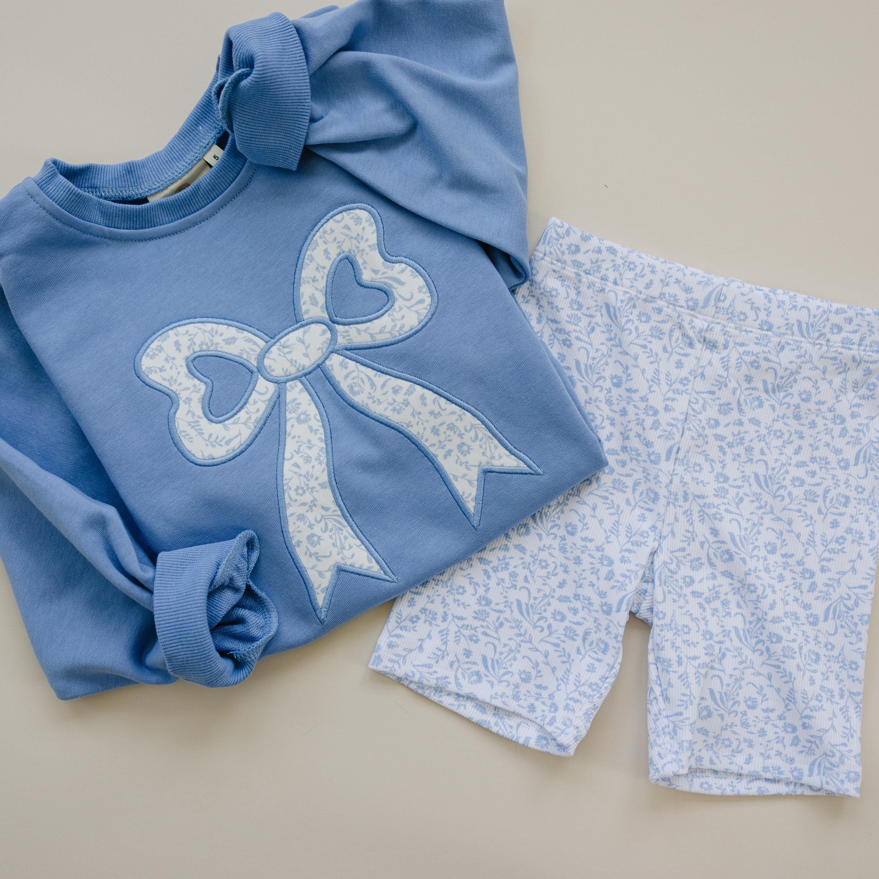 Blue Toile Applikationsschleife: Baby-Sweatshirt-Strampler oder Rundhals-Pullover