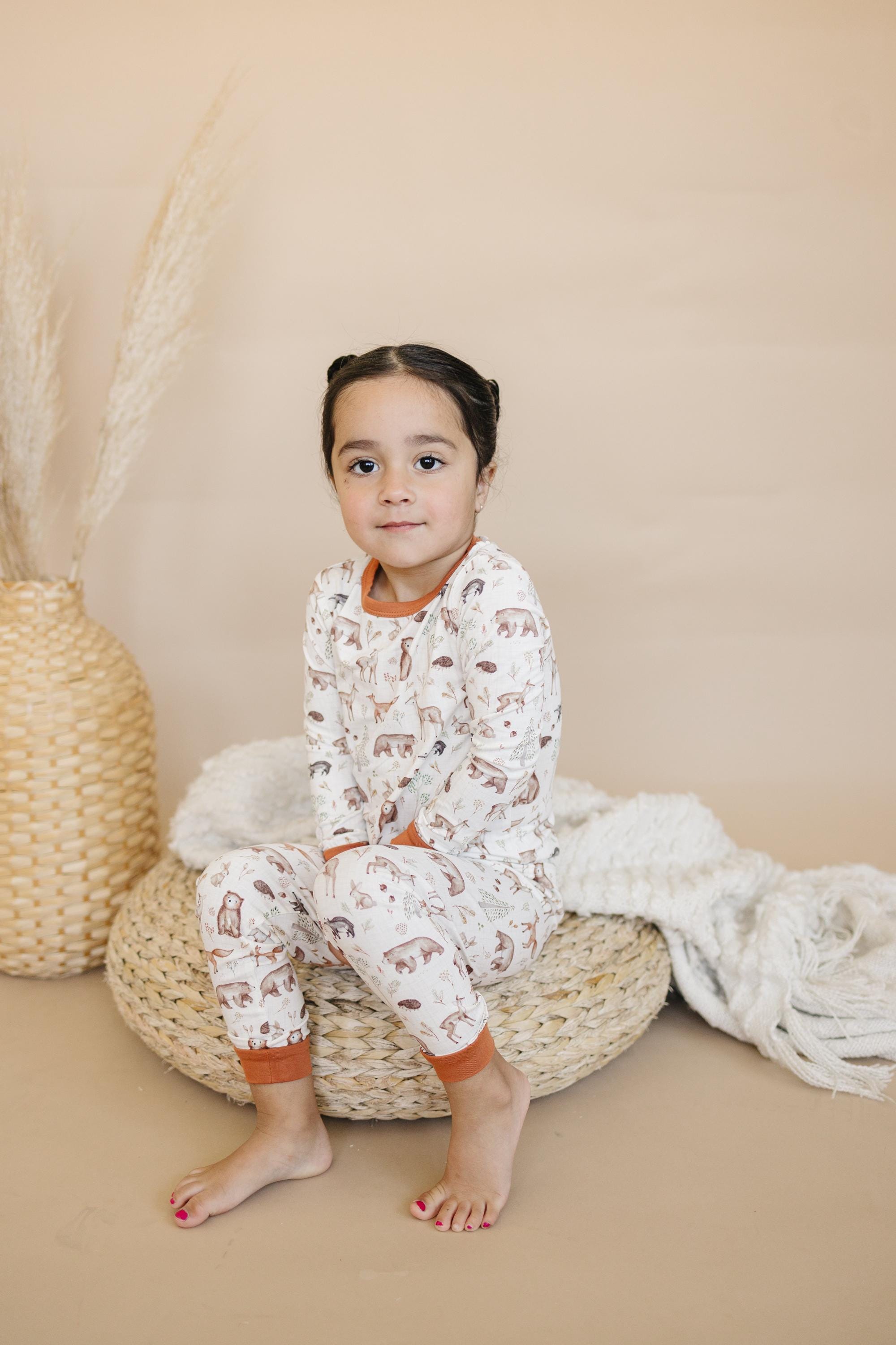 Forest Friends 2-teiliger Pyjama aus Bambus – Herbstliches Wald-Pyjama-Set für Kleinkinder und Kinder