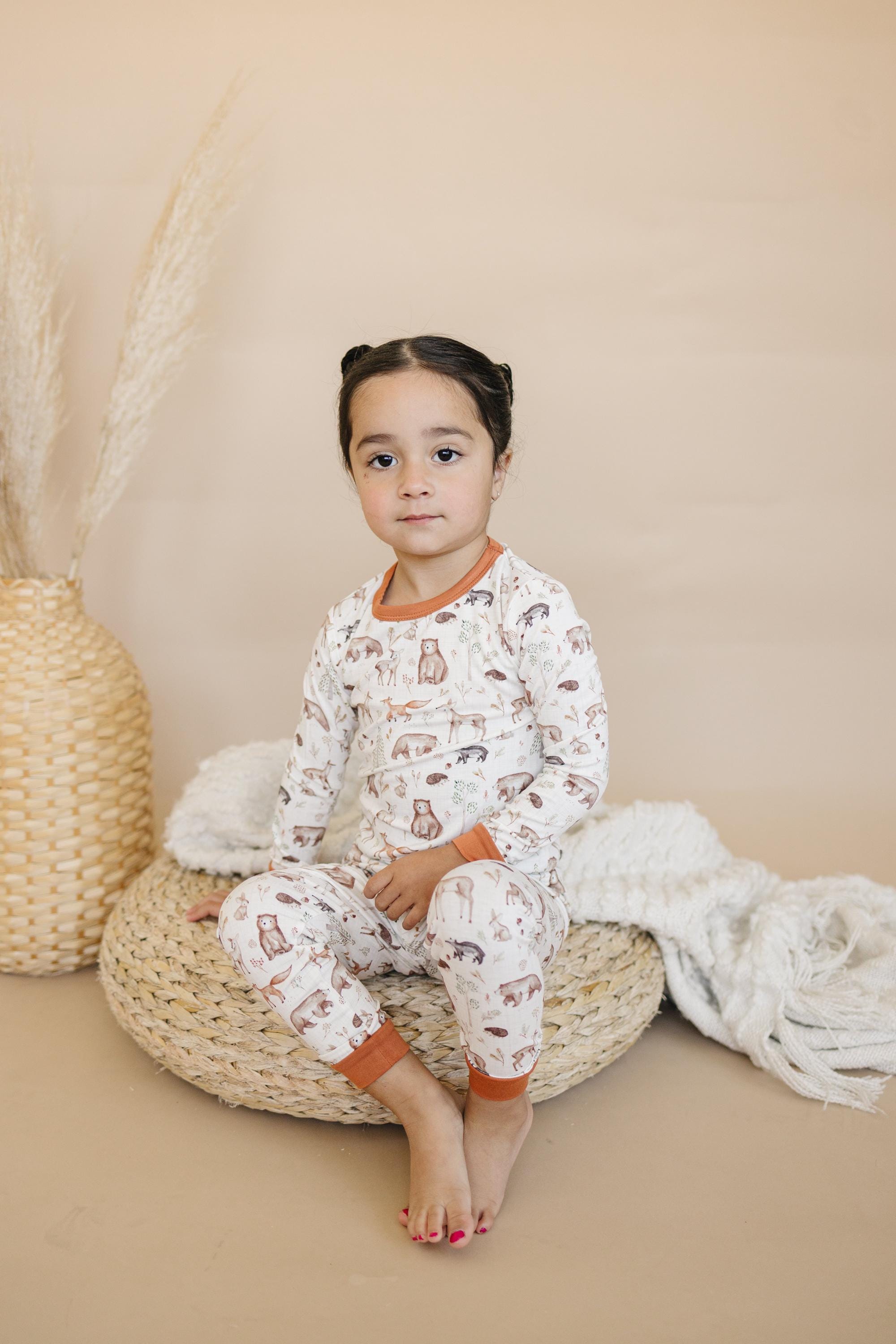 Forest Friends 2-teiliger Pyjama aus Bambus – Herbstliches Wald-Pyjama-Set für Kleinkinder und Kinder