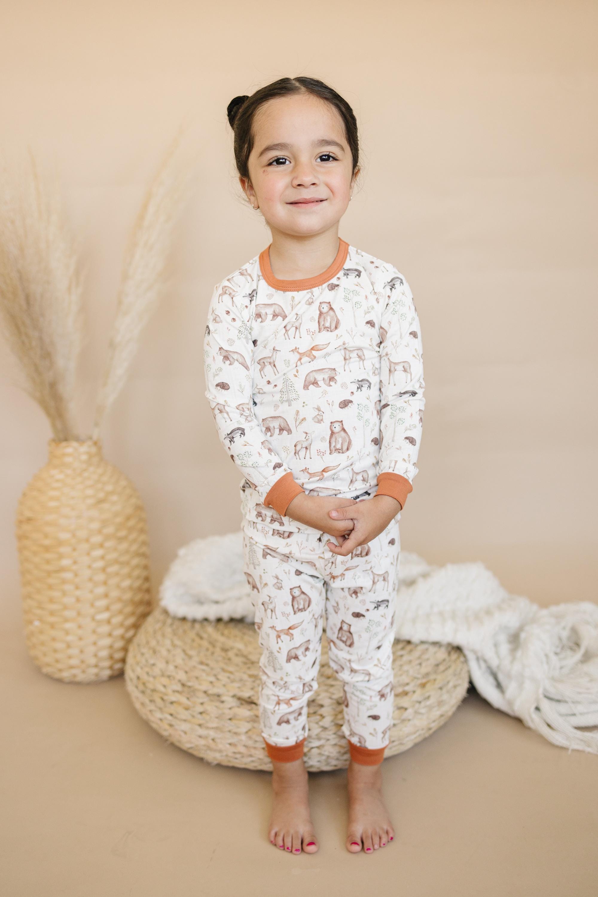 Forest Friends 2-teiliger Pyjama aus Bambus – Herbstliches Wald-Pyjama-Set für Kleinkinder und Kinder