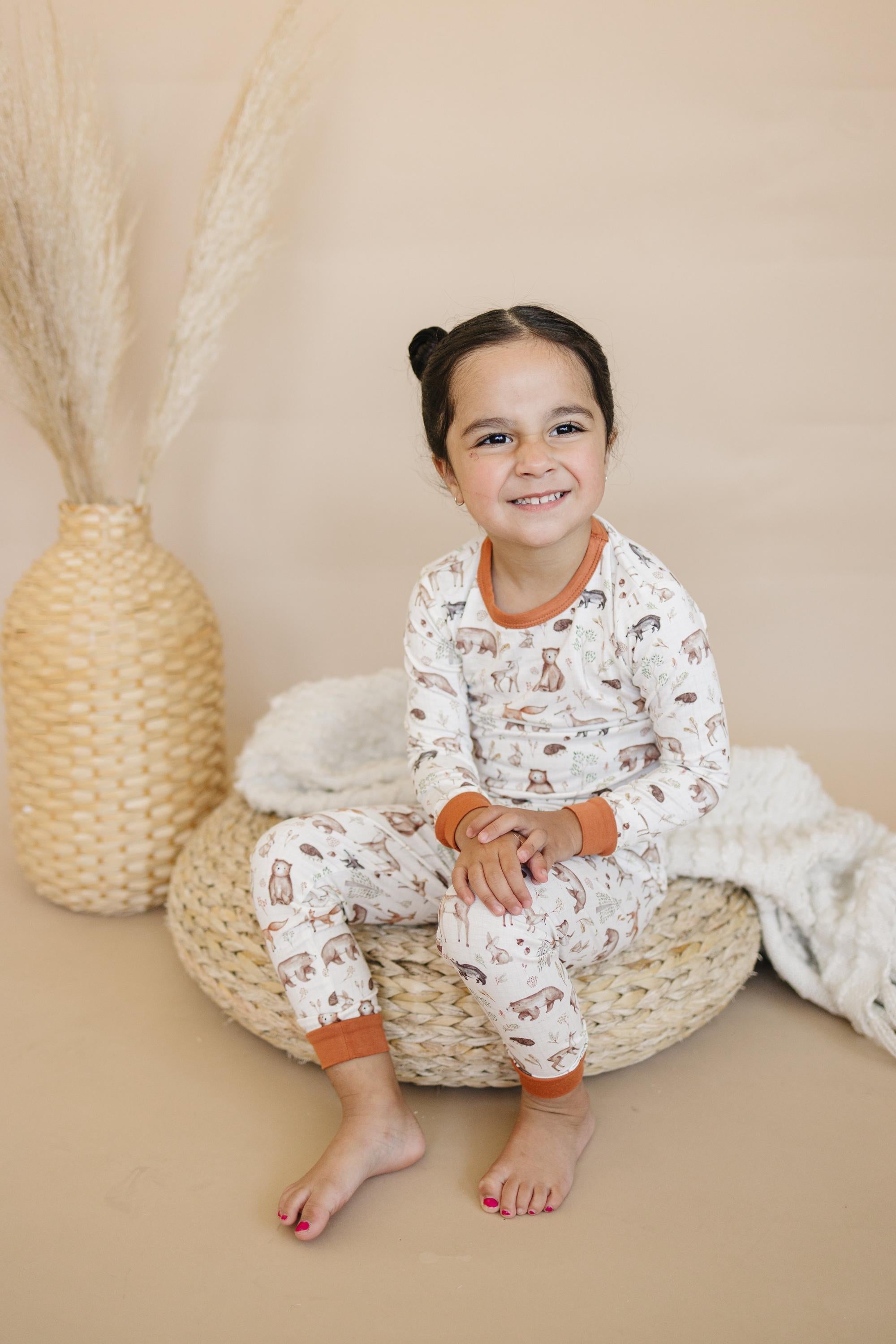 Forest Friends 2-teiliger Pyjama aus Bambus – Herbstliches Wald-Pyjama-Set für Kleinkinder und Kinder