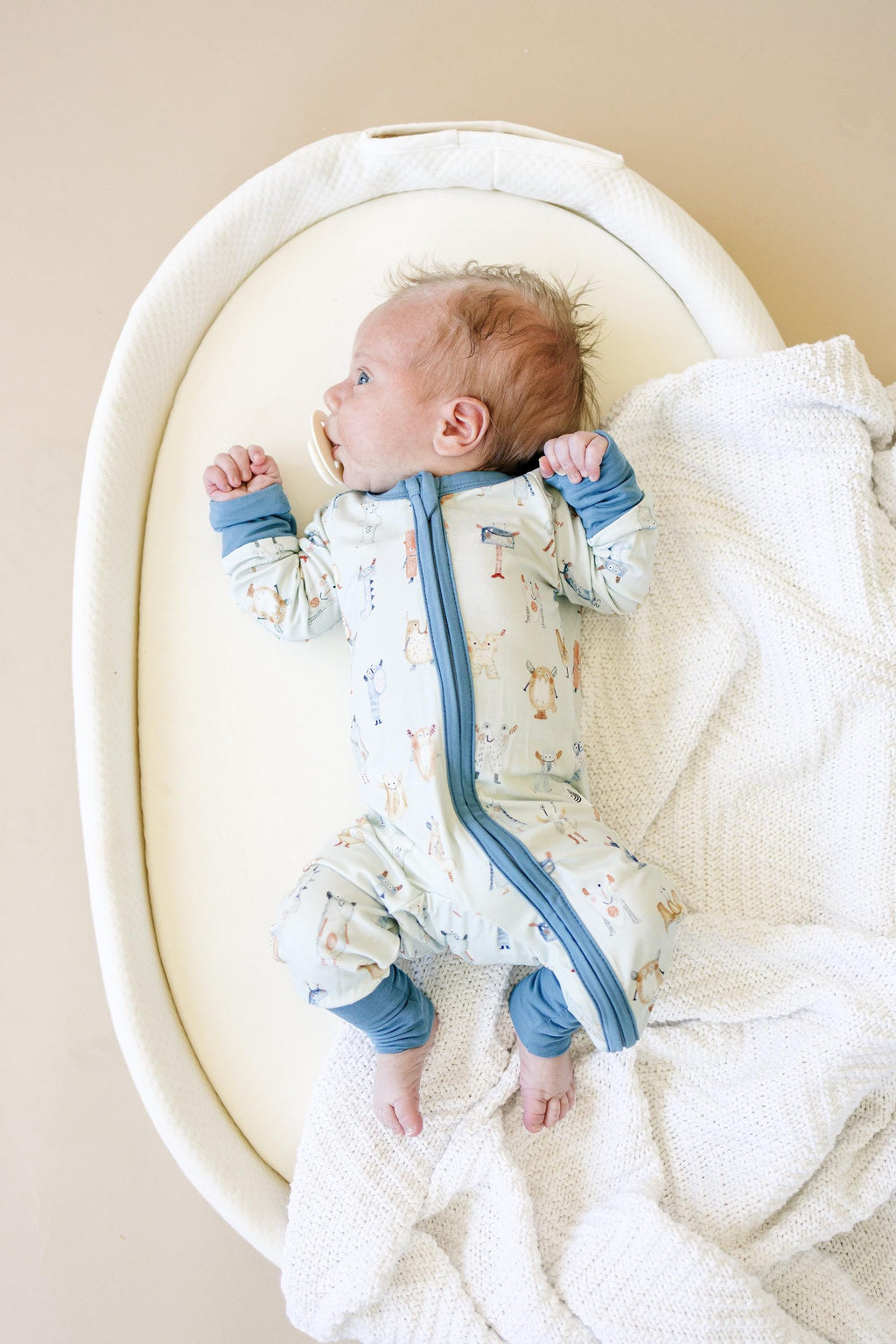 M wie Monster Bambus Strampler mit Reißverschluss – Halloween Baby Jungen Schlafanzug