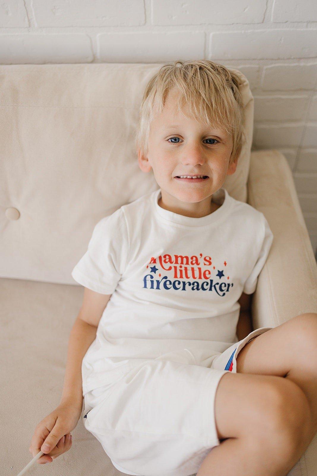 Mamas kleiner Feuerwerkskörper T-Shirt