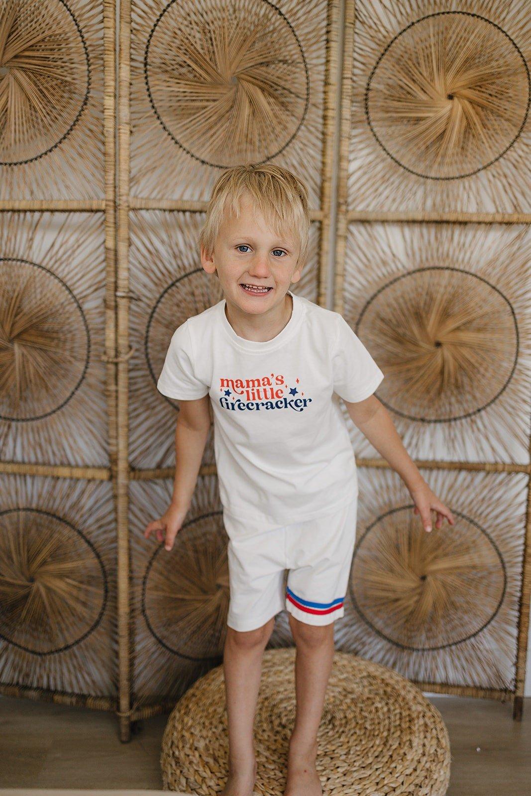 Mamas kleiner Feuerwerkskörper T-Shirt